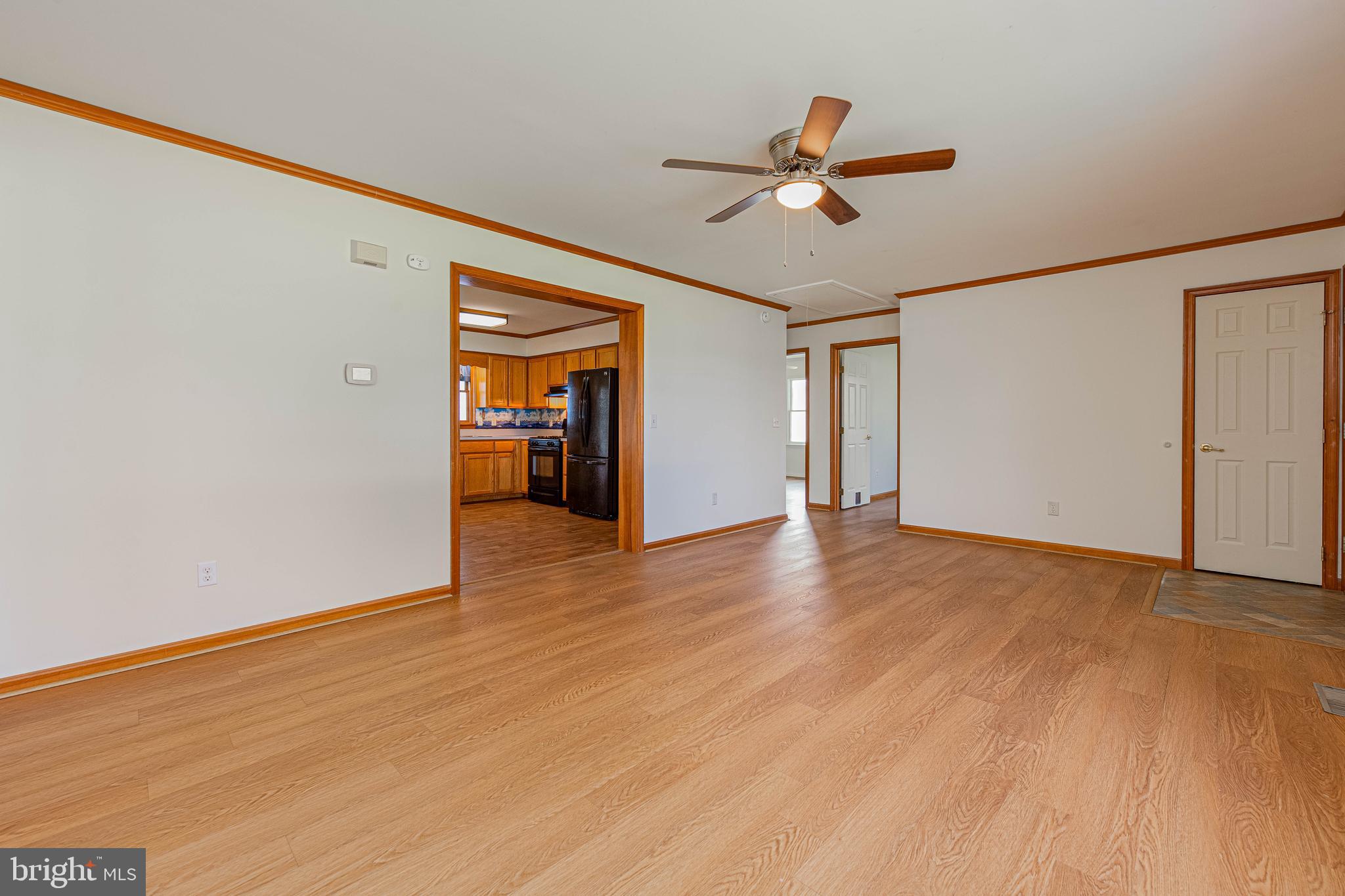 38095 Sandy Cove Road Ocean View, DE 19970 - Photo 3 of 26 Gallery Image 3