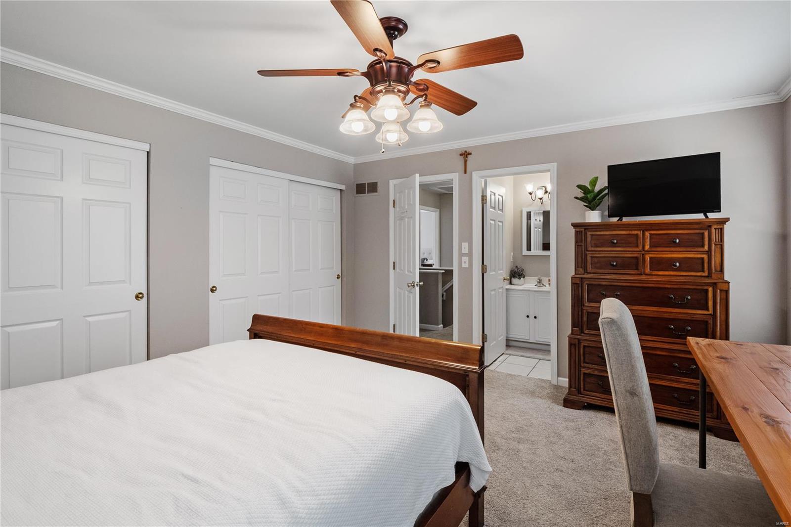 1860 Strawberry Ridge Drive Ballwin, MO 63021 - Photo 11 of 27 Gallery Image 11