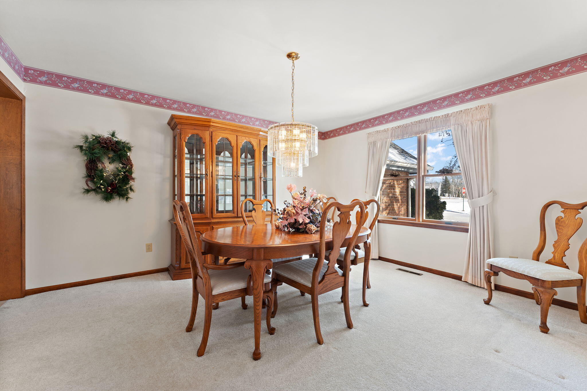 176 Wexford Road Valparaiso, IN 46385 - Photo 11 of 54 a dining room with furniture and window