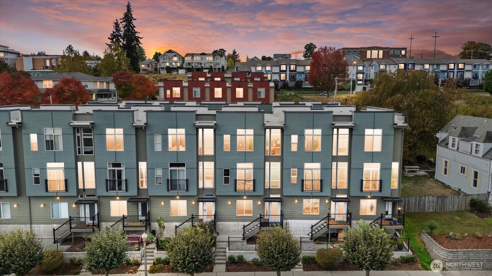 2132 South G Street Tacoma, WA 98405 - Photo 2 of 40 a view of a city and a lot of buildings