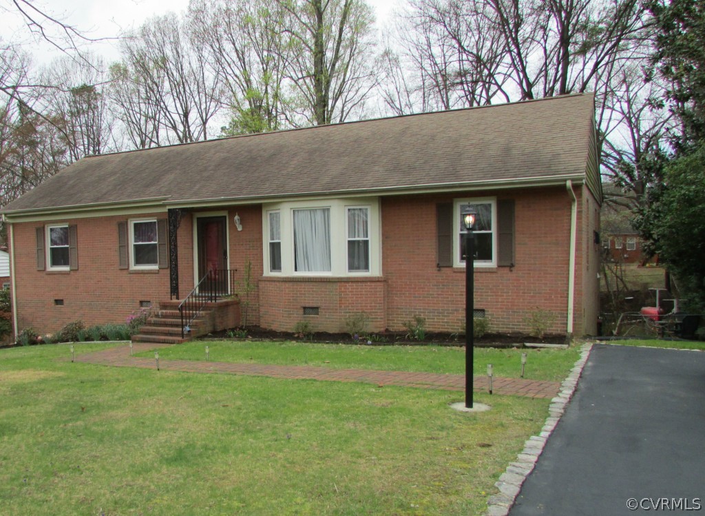 528 Ridgeley Lane Henrico, VA 23229 - Photo 1 of 24 Gallery Image 1