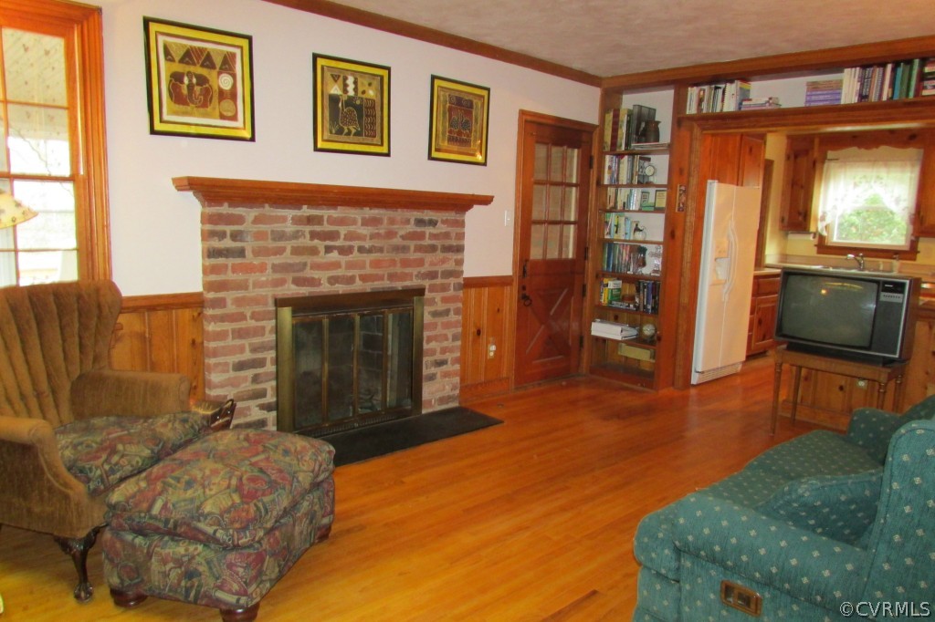 528 Ridgeley Lane Henrico, VA 23229 - Photo 7 of 24 Gallery Image 7