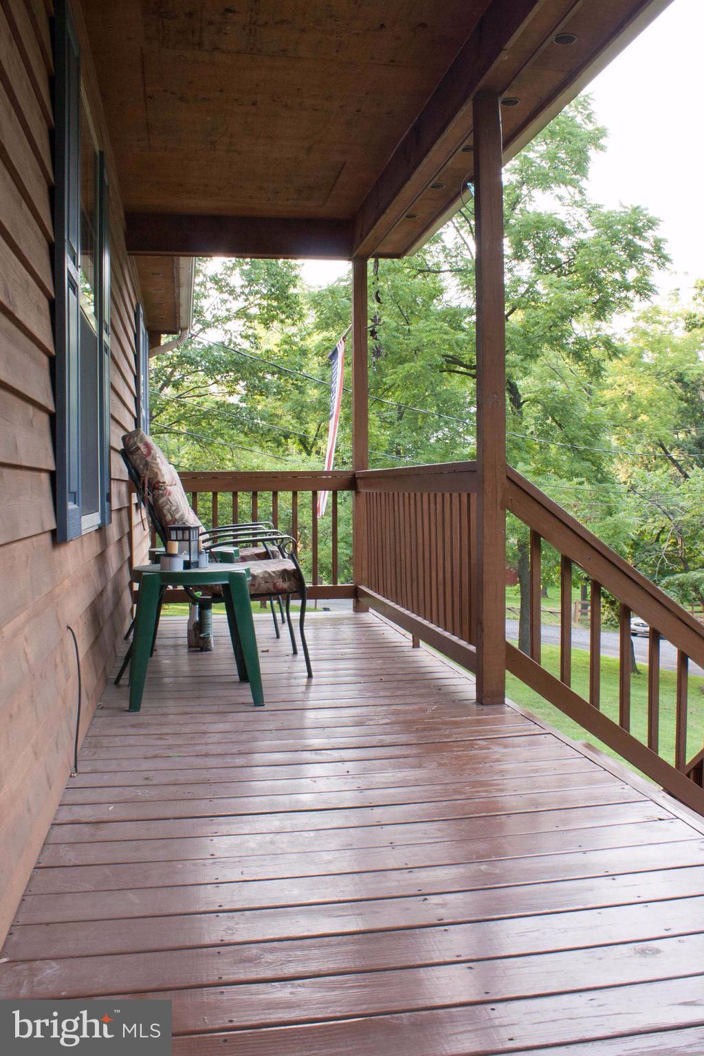 186 Split Rail Road Front Royal, VA 22630 - Photo 3 of 24 Exterior (Front)