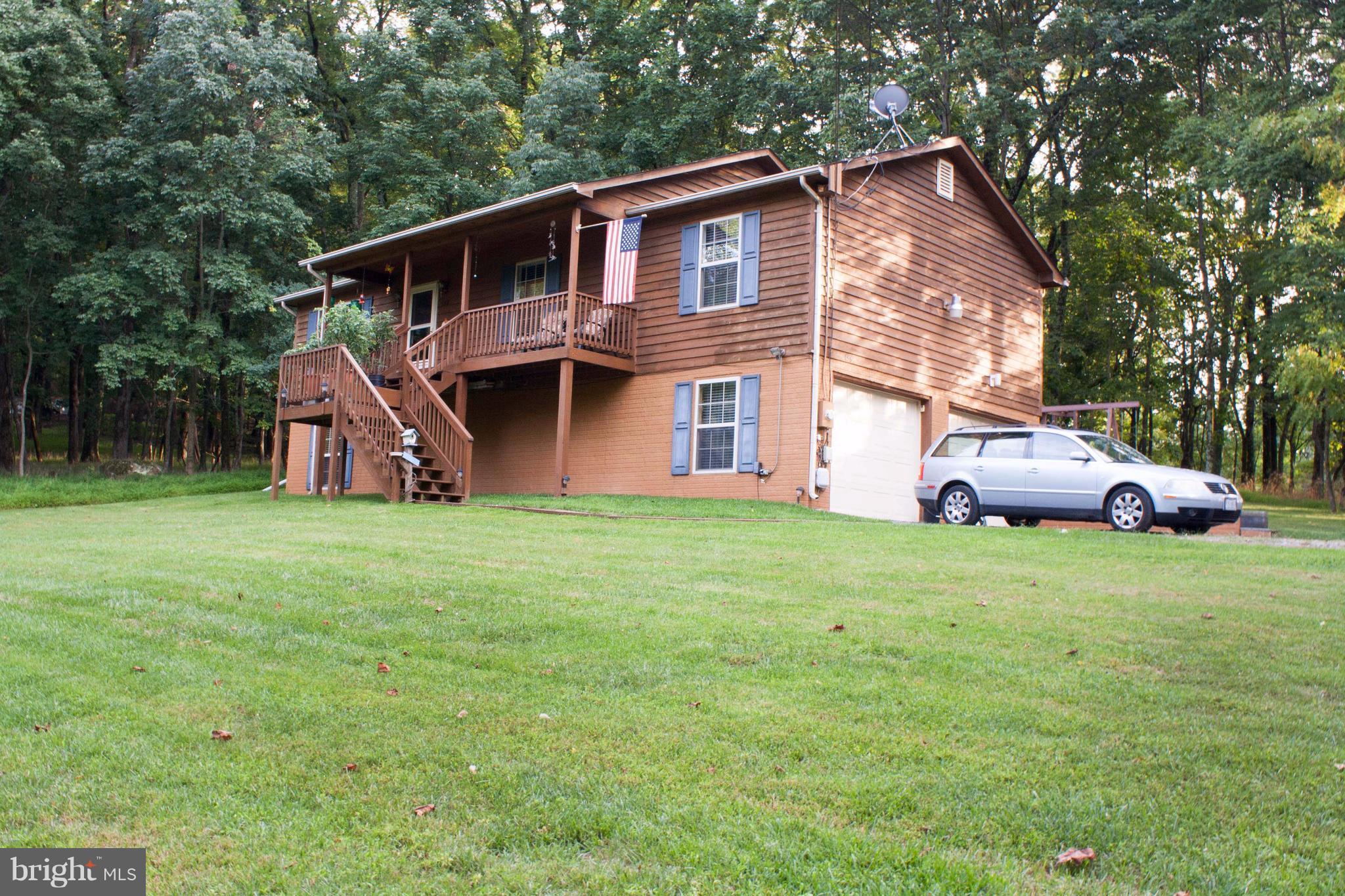 186 Split Rail Road Front Royal, VA 22630 - Photo 23 of 24 Exterior (Front)