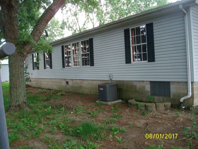 23815 Paulding Road Monroeville, IN 46773 - Photo 4 of 36