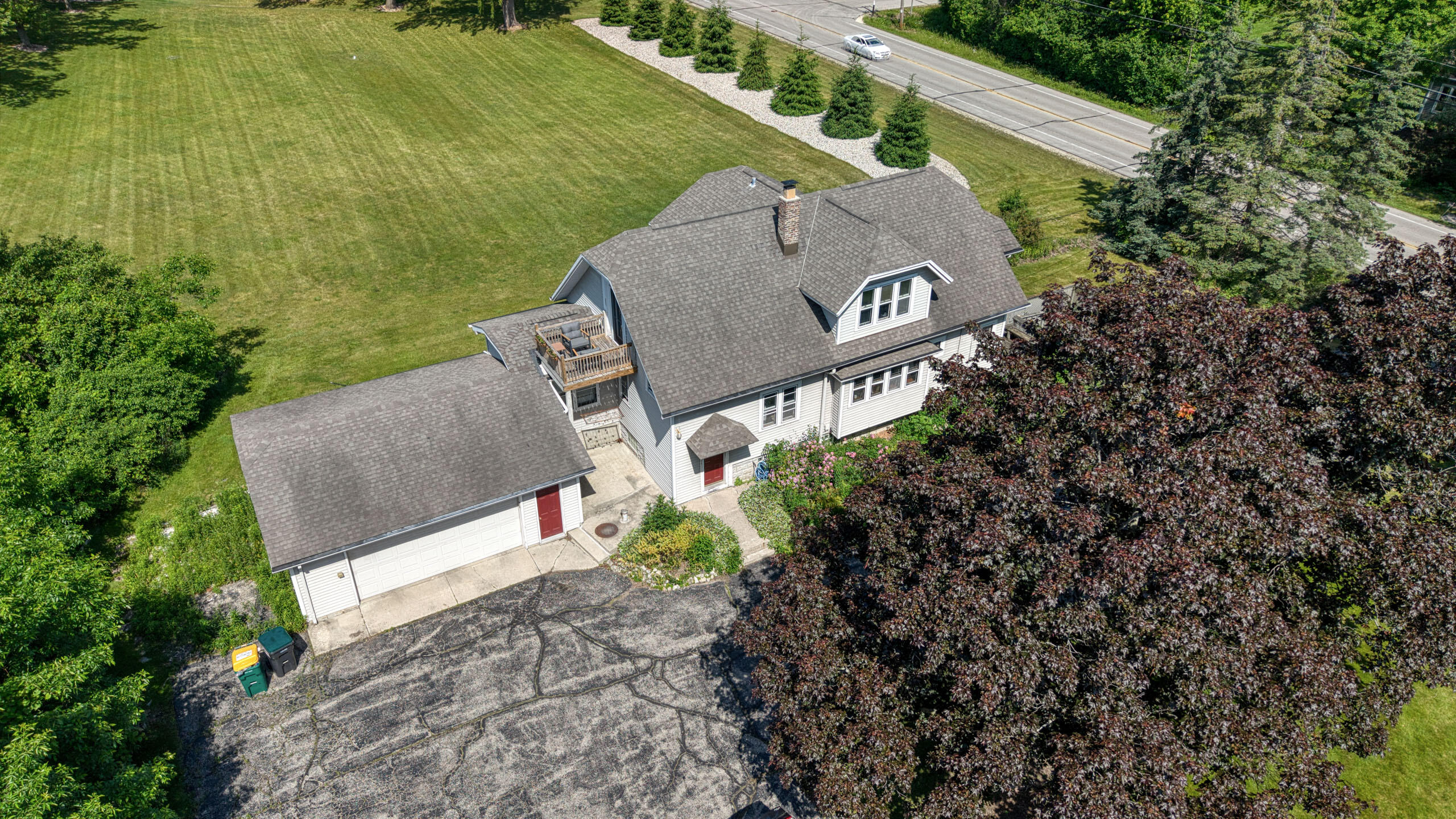 2029 West Donges Bay Road, Unit 2031 Mequon, WI 53092 - Photo 39 of 68 Aerial View