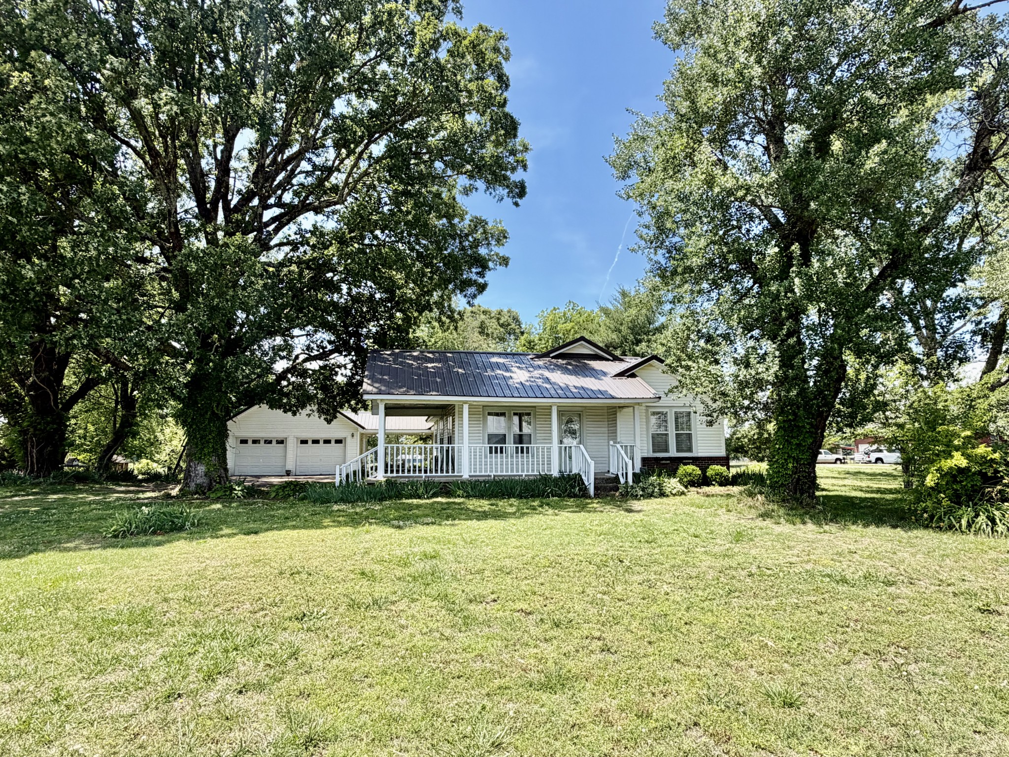 325 Rabbit Trail Road Leoma, TN 38468 - Photo 1 of 7