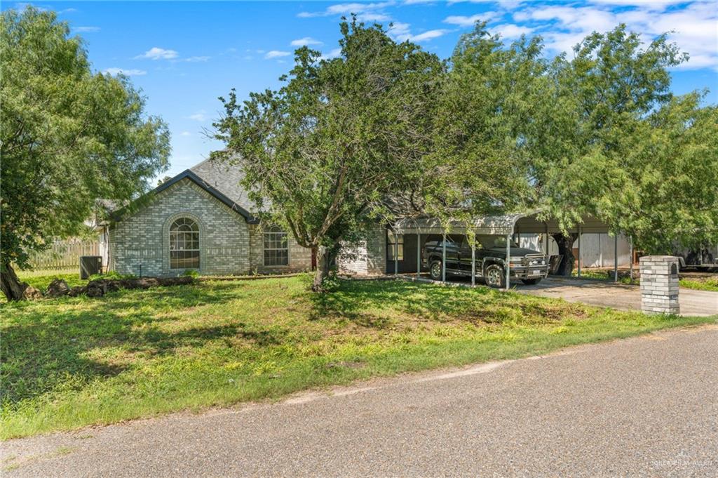 1614 Grovewood Road Mission, TX 78573 - Photo 2 of 19