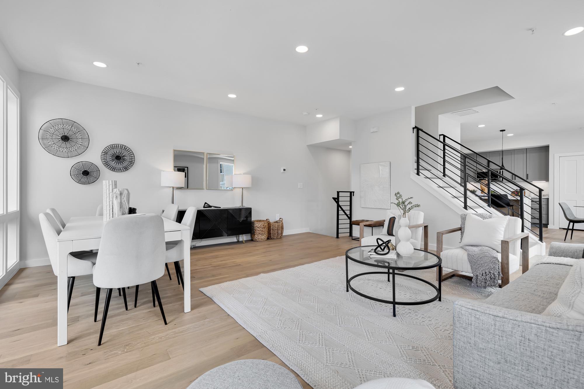 537 Park Road Northwest, Unit TH2 Washington, DC 20010 - Photo 8 of 60 Living/Dining Area