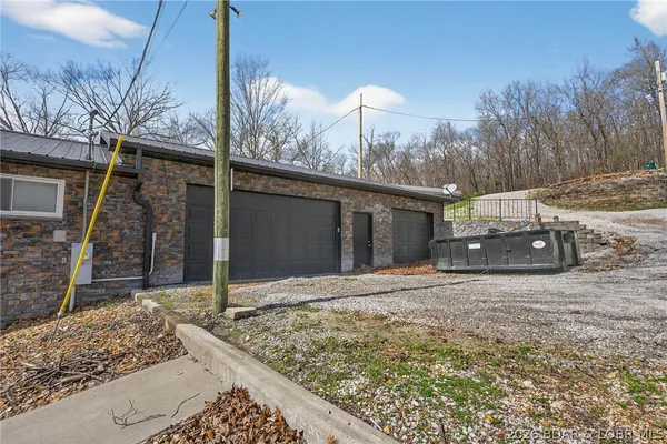 $549,900 | 30343 West Old Cove Road, Lincoln, MO 65338