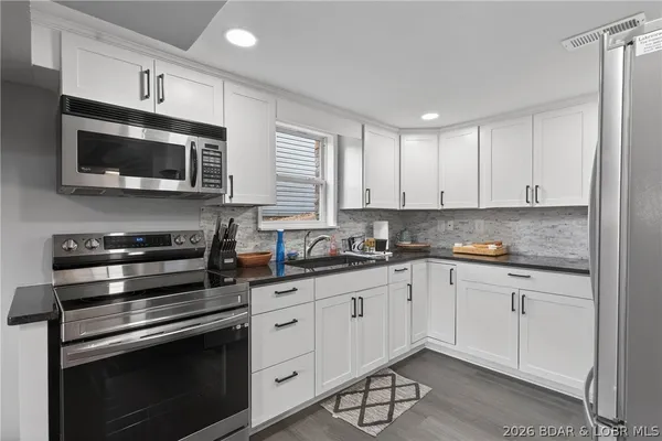 $549,900 | 30343 West Old Cove Road, Lincoln, MO 65338