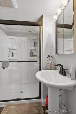 $549,900 | 30343 West Old Cove Road, Lincoln, MO 65338