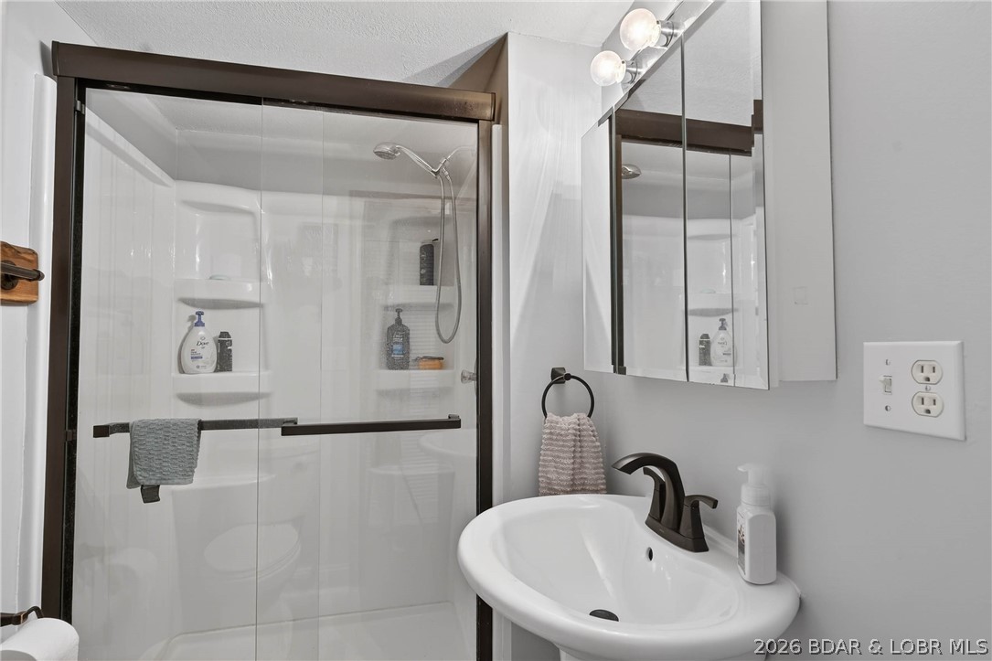 30343 West Old Cove Road Lincoln, MO 65338 - Photo 28 of 69