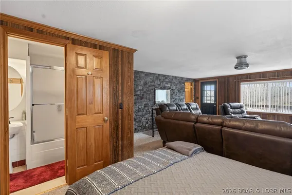 $549,900 | 30343 West Old Cove Road, Lincoln, MO 65338