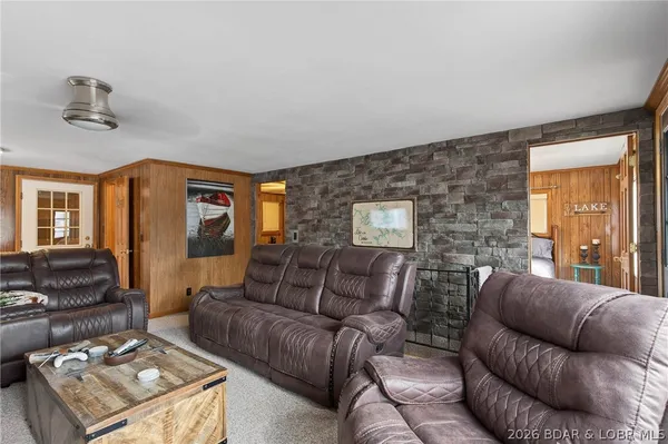 $549,900 | 30343 West Old Cove Road, Lincoln, MO 65338