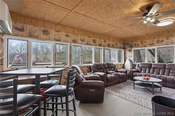 $549,900 | 30343 West Old Cove Road, Lincoln, MO 65338