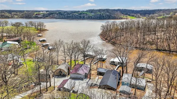 $549,900 | 30343 West Old Cove Road, Lincoln, MO 65338