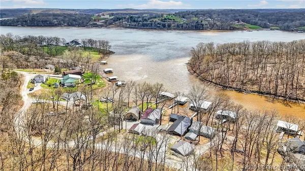 $549,900 | 30343 West Old Cove Road, Lincoln, MO 65338