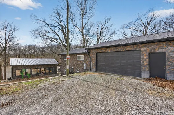$549,900 | 30343 West Old Cove Road, Lincoln, MO 65338