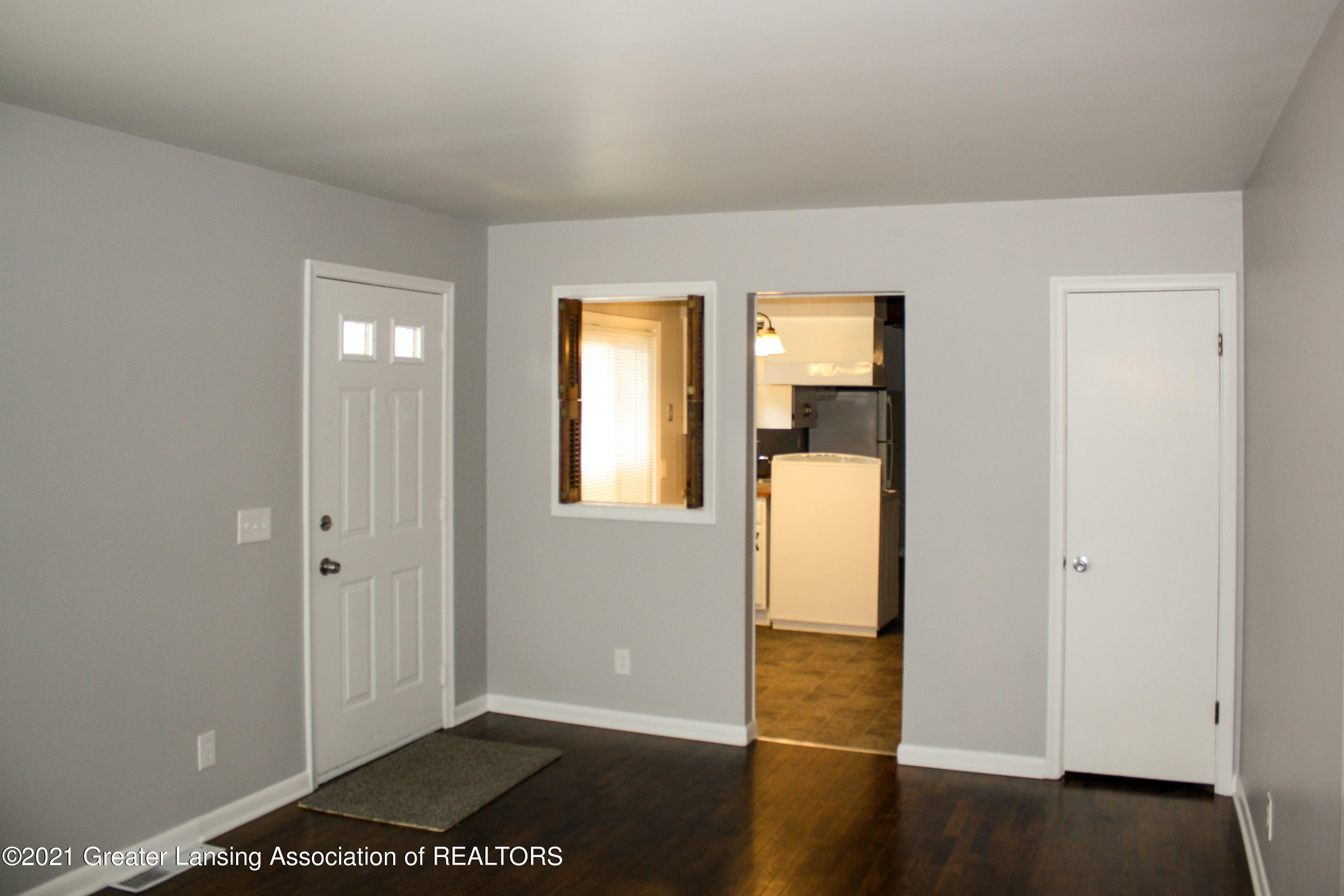 6040 Hughes Road Lansing, MI 48911 - Photo 2 of 23 Front Entrance