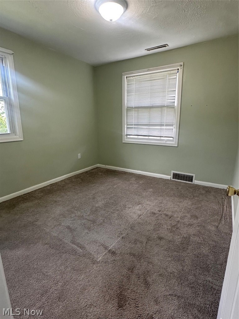550 Upton Avenue Akron, OH 44310 - Photo 8 of 16 Gallery Image 8