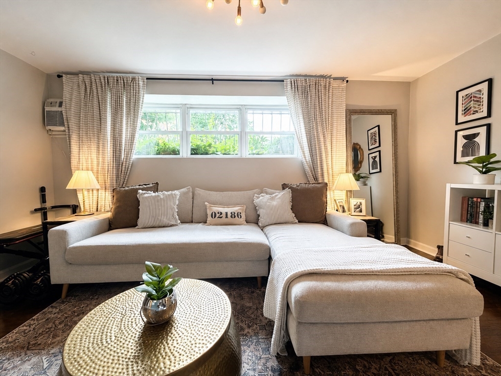 1185 Adams Street, Unit 2 Boston, MA 02124 - Photo 4 of 15