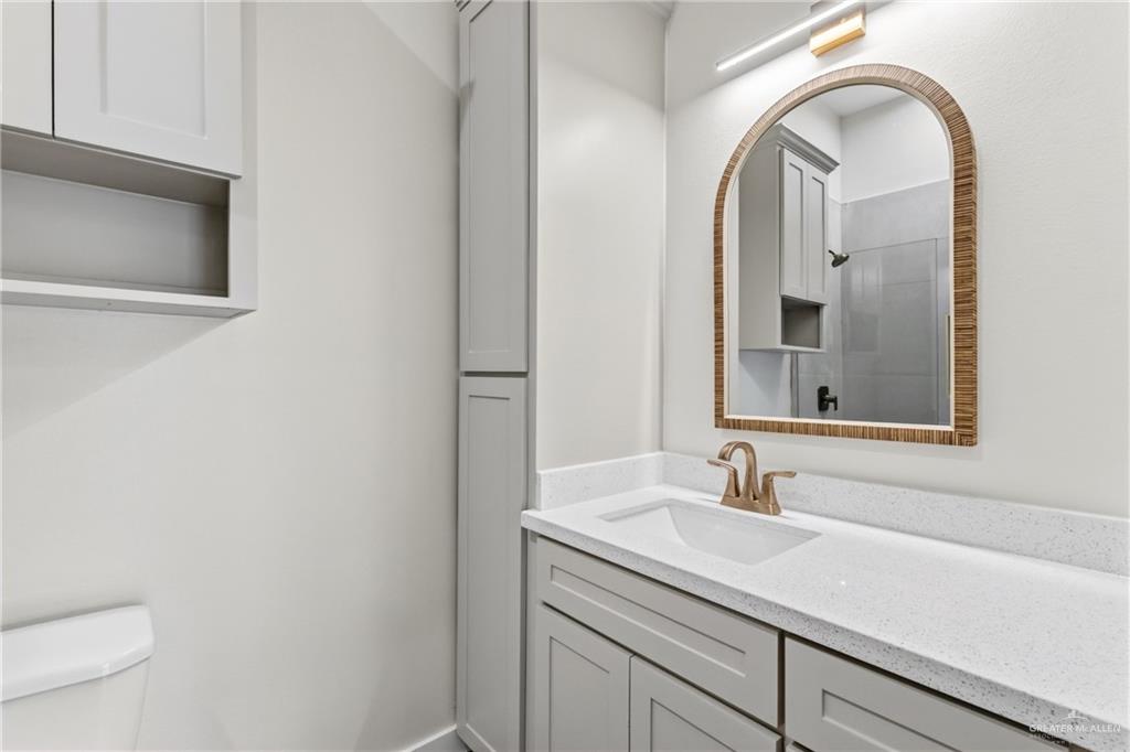 601 West Falcon Avenue Pharr, TX 78577 - Photo 8 of 17