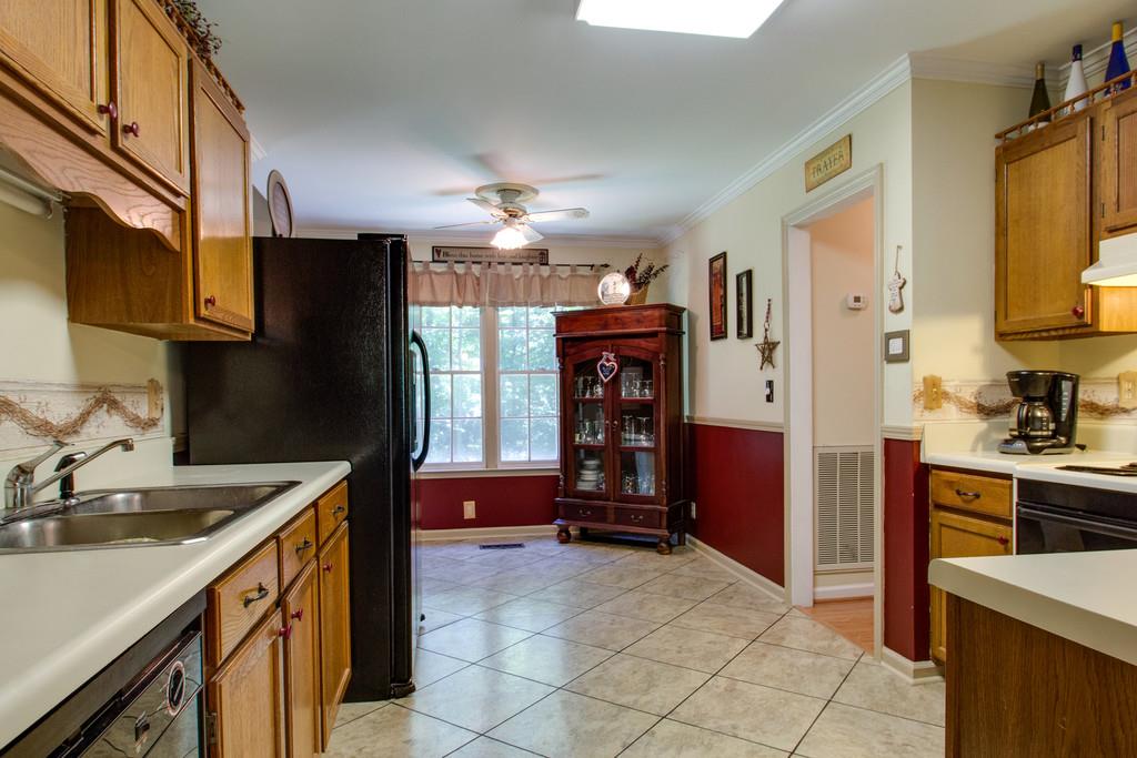 889 Thompson Road Pegram, TN 37143 - Photo 7 of 20 Gallery Image 7