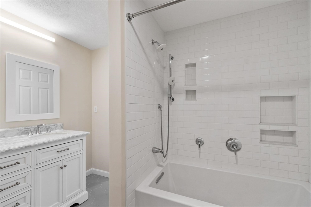20 Deer Path, Unit 7 Maynard, MA 01754 - Photo 21 of 31