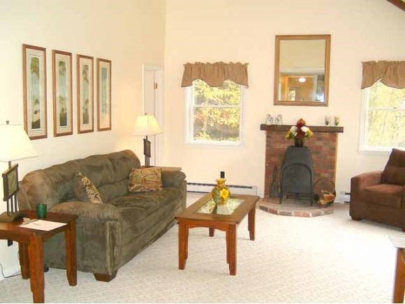 108 Alran Road Killington, VT 05751 - Photo 3 of 8 Gallery Image 3