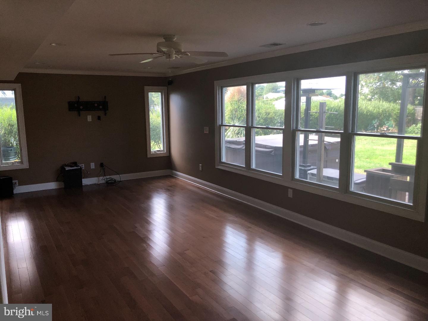 6 Tar Heels Road Hamilton, NJ 08619 - Photo 4 of 21 Family Room