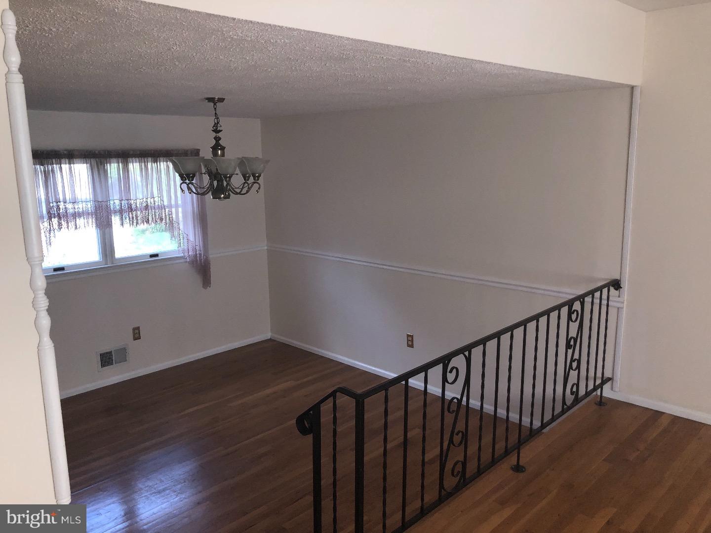 6 Tar Heels Road Hamilton, NJ 08619 - Photo 7 of 21 Dining Room