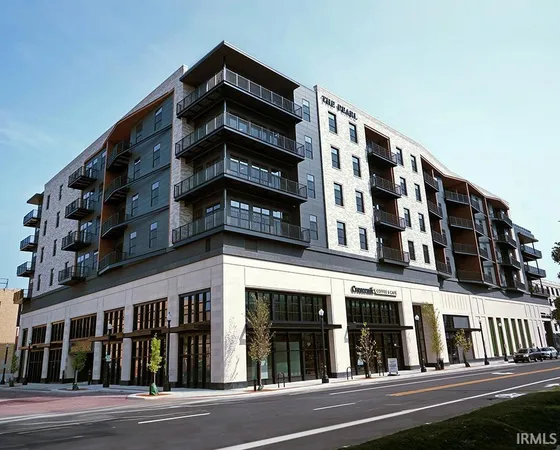 $4,405 | 248 West Main Street, Unit 506, Fort Wayne, IN 46802