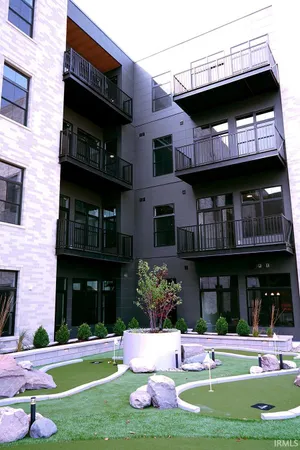 $4,405 | 248 West Main Street, Unit 506, Fort Wayne, IN 46802