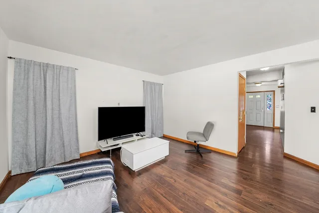 $349,900 | 3812 Hennepin Drive, Joliet, IL 60431