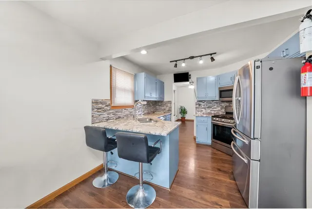 $349,900 | 3812 Hennepin Drive, Joliet, IL 60431