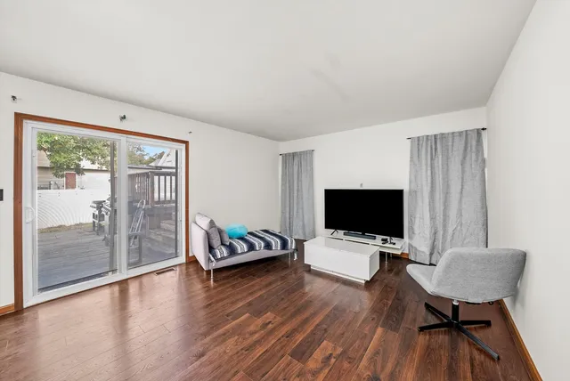 $349,900 | 3812 Hennepin Drive, Joliet, IL 60431