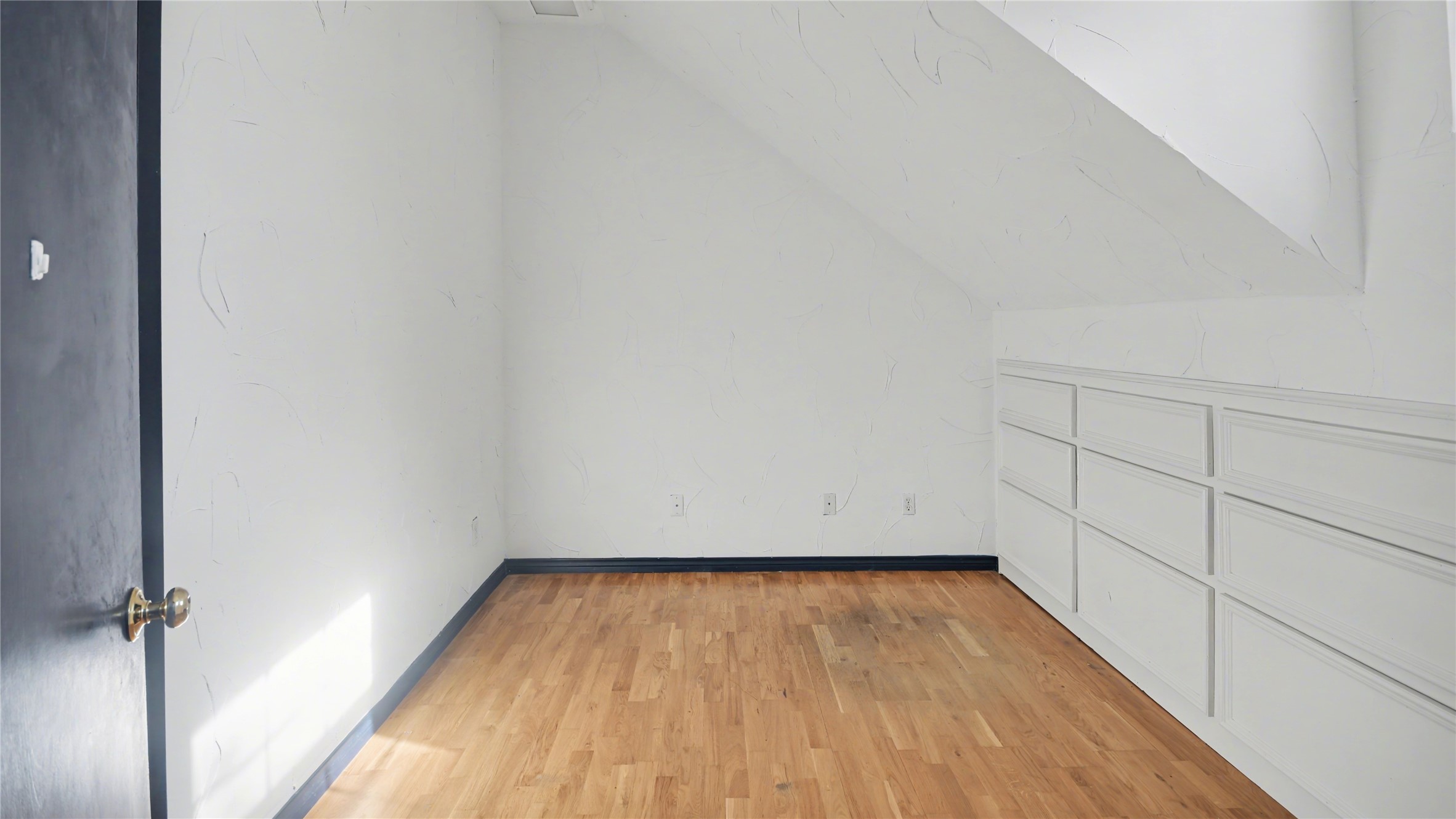 1431 Walnut Lane Houston, TX 77339 - Photo 24 of 47 a view of a room with wooden floor and small space