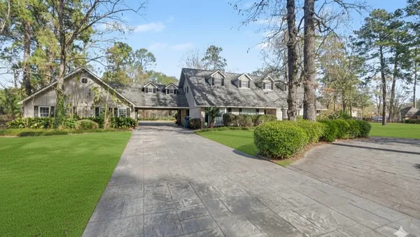 $649,950 | 1431 Walnut Lane, Houston, TX 77339