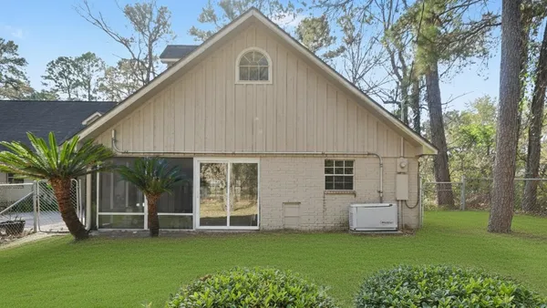 $649,950 | 1431 Walnut Lane, Houston, TX 77339