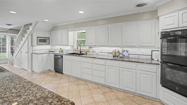 $649,950 | 1431 Walnut Lane, Houston, TX 77339