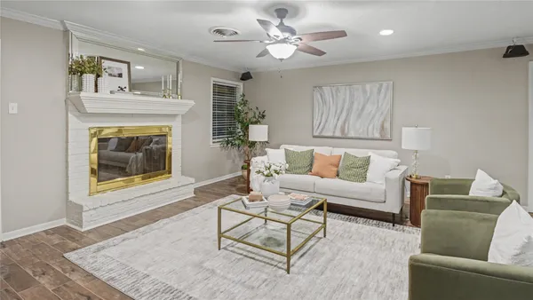 $649,950 | 1431 Walnut Lane, Houston, TX 77339