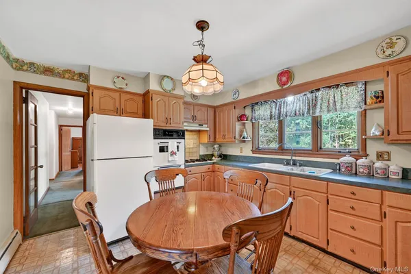 $440,000 | 145 South Main Street, Florida, NY 10921