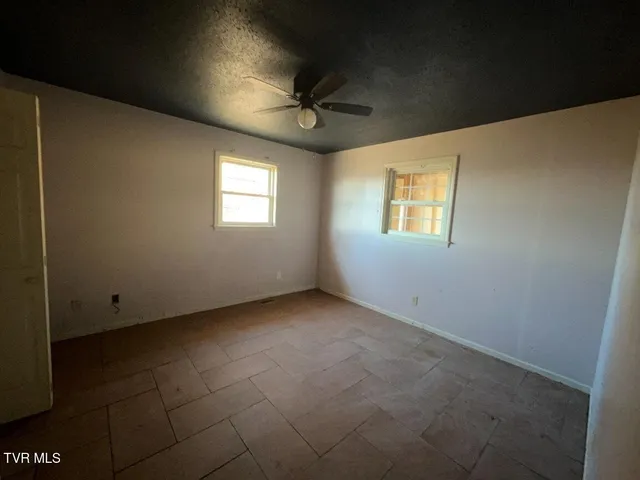 $78,000 | 333 North Loretta Street, Greeneville, TN 37745