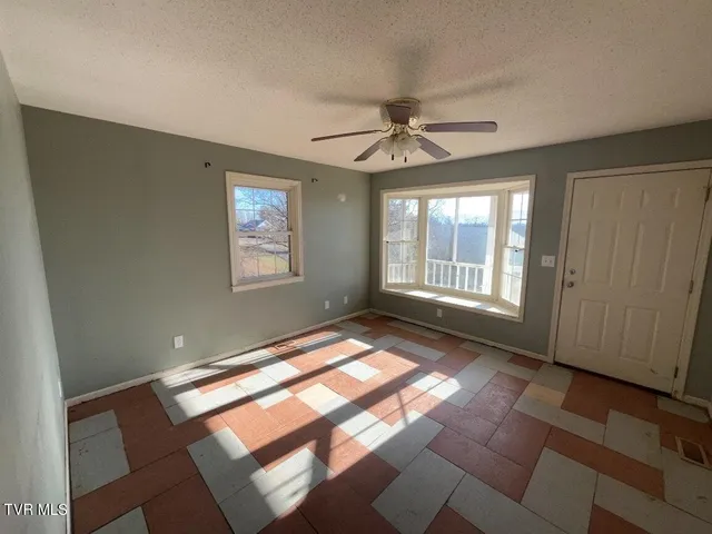 $78,000 | 333 North Loretta Street, Greeneville, TN 37745