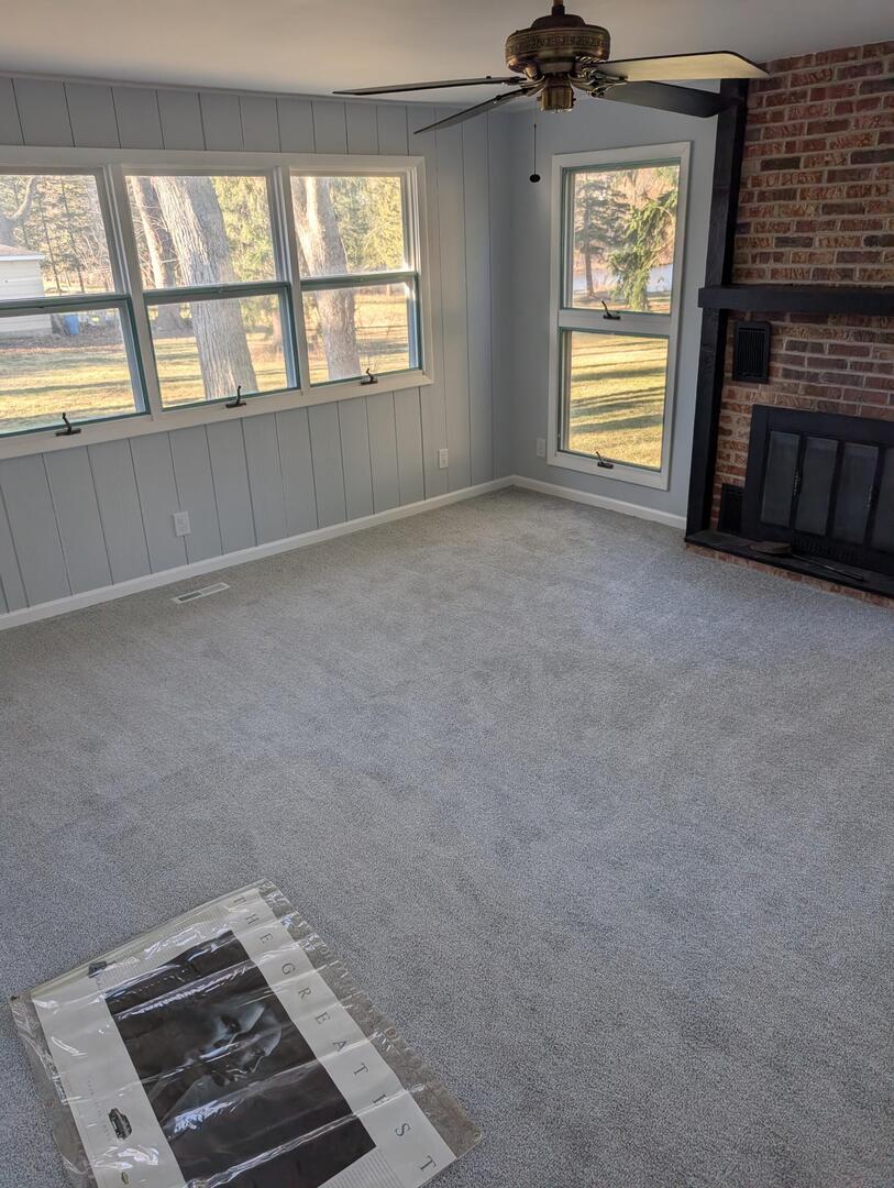 52 Deerpath Road Deer Park, IL 60010 - Photo 2 of 4