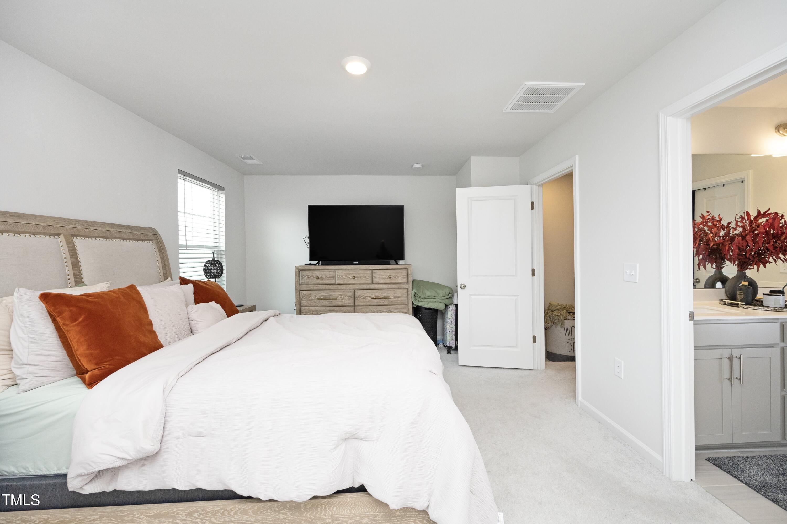 2728 Chert Lane Raleigh, NC 27610 - Photo 20 of 31 21Primary