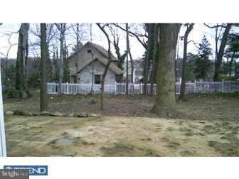 29 Barren Road Newtown Square, PA 19073 - Photo 6 of 12 Exterior Back