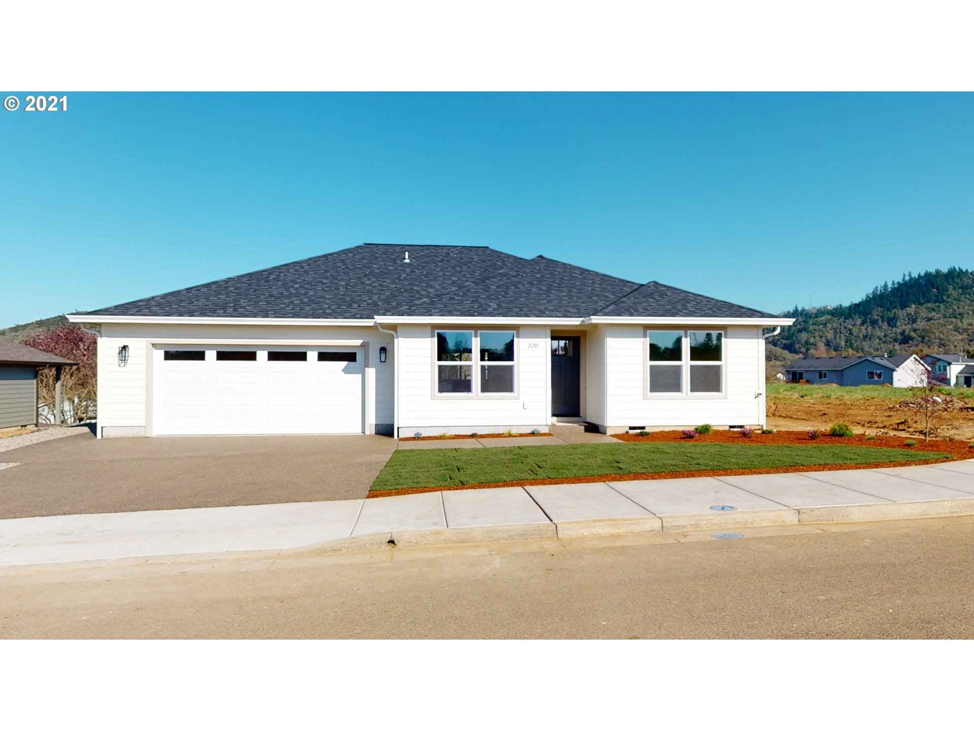 320 Northeast Rose Ridge Drive Winston, OR 97496 - Photo 1 of 31 Gallery Image 1