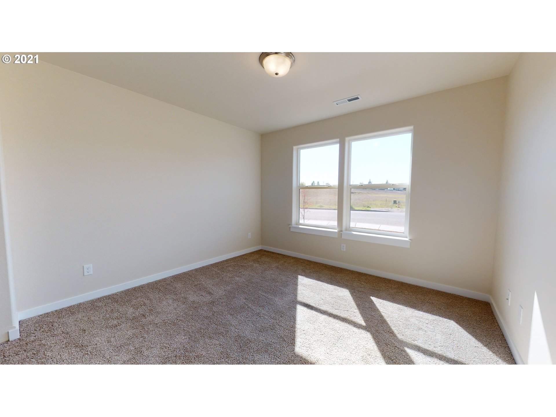 320 Northeast Rose Ridge Drive Winston, OR 97496 - Photo 20 of 31 Gallery Image 20